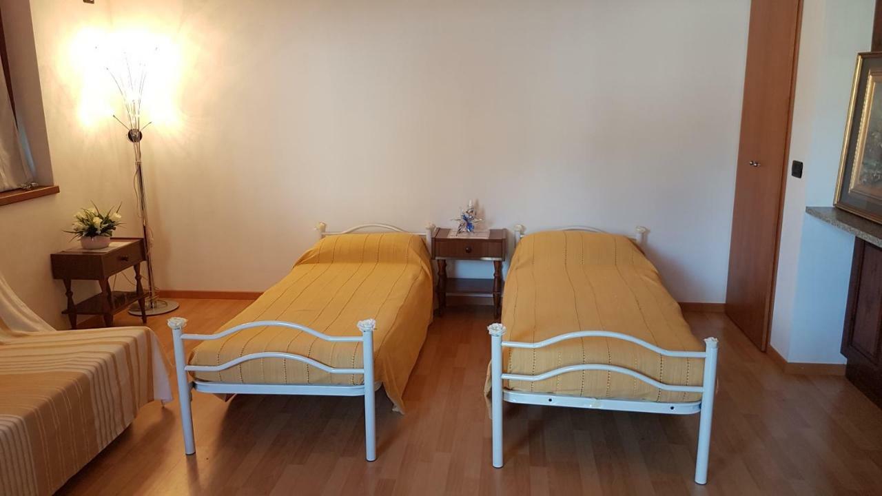 게라 라리오 Casa Lena 빌라 외부 사진